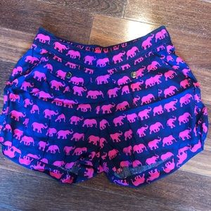 Escapada Elephant Shorts